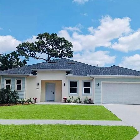 Willa Brand New Tampa Oasis With Private Jacuzzi Retreat Lutz Zewnętrze zdjęcie