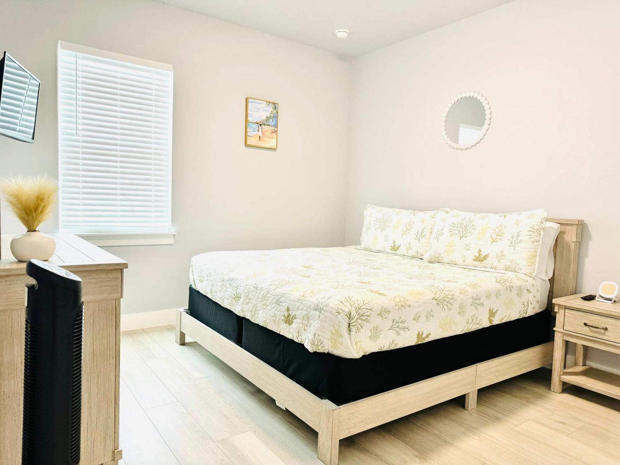 Willa Brand New Tampa Oasis With Private Jacuzzi Retreat Lutz Zewnętrze zdjęcie